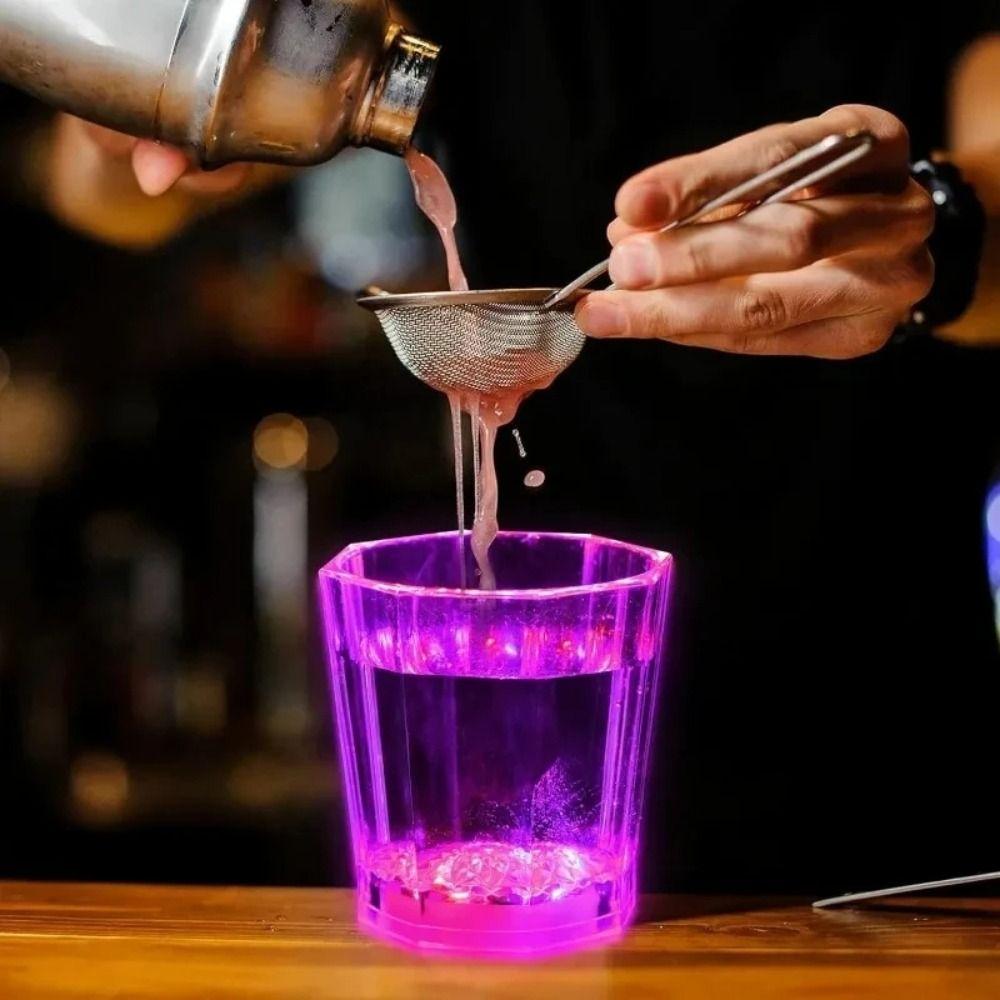 Glow In The Dark LED Leuchtende Gläser Tasse Transparent Trinkbecher Kreative Shot Tassen Party