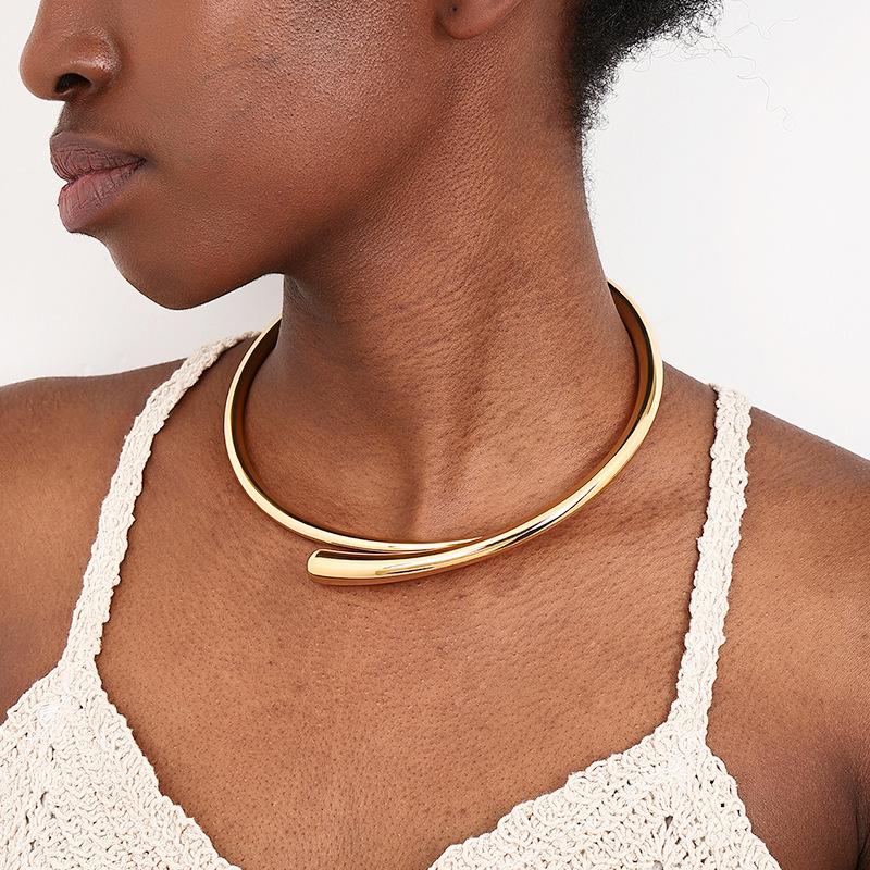 

Retro cool style punk hip-hop street style women s necklace золотой