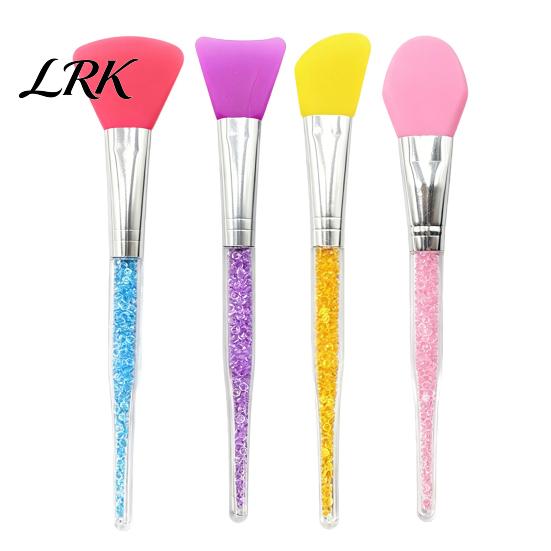 Even Mask Application Tool Silicone Face Applicator Brush, Facial Mud Brush with Non-Slip Soft Beauty Rhinestone Handle, Hairless Clay Tools