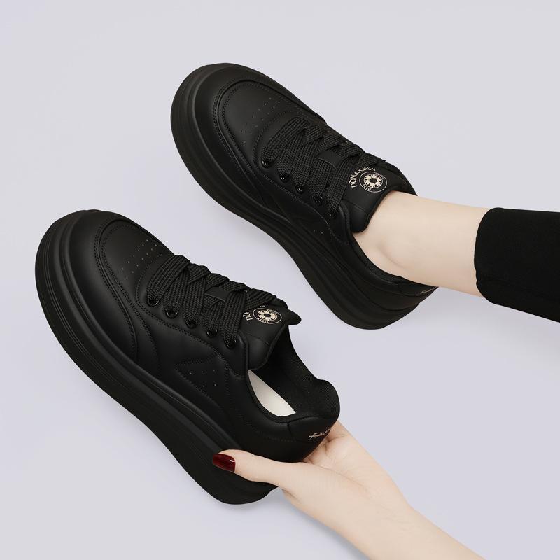 Bread Casual Shoes, Women's Thick Shoes, Autumn and Winter New Popular Board Shoes, Versatile Forrest Gump Sports Shoes, Women's Models