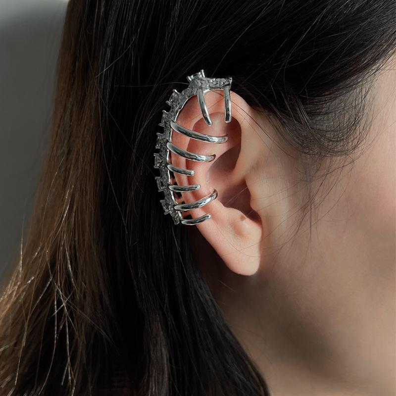 Metal Devil Horns Hair Clip Y2K Vintage Elf Ear Clip for Women Man Goth Punk Rock Design Cool Ear Cuff Party Costume Accessories