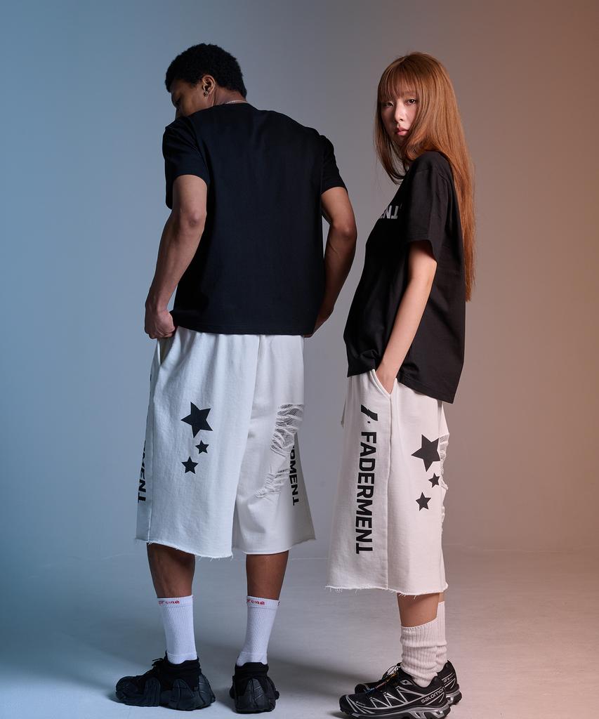 Peideomeonteu Oscar Scratch Damage Bermuda Pants (Black)