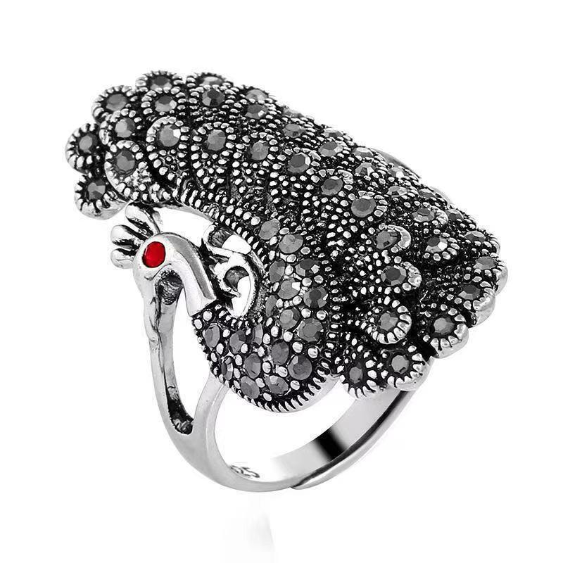 

Retro Fashion Peacock Ring Women s Trendy Cool Full Open Index Finger Middle Finger Ring one size(US size 6-13) срібний