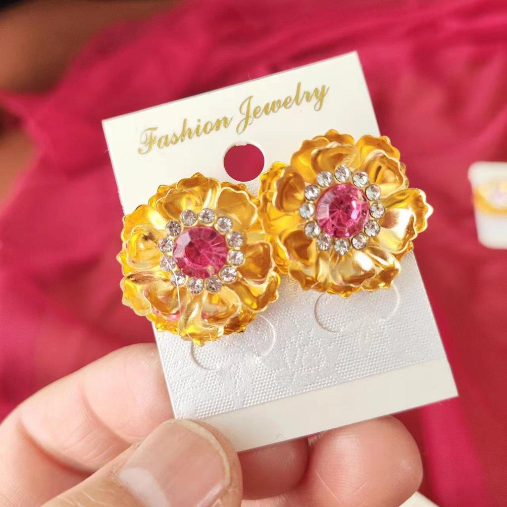 Ethnic Flower Rhinestone Gold Stud Earrings - Versatile and Stylish Accessories