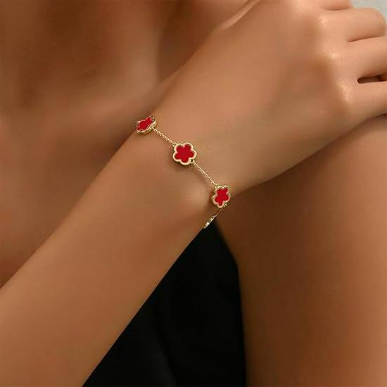 Korean Style Five-Leaf Clover Bracelet: 18K Gold-Plated Titanium Steel with Mother-of-Pearl, Fade-Resistant Women's Jewelry