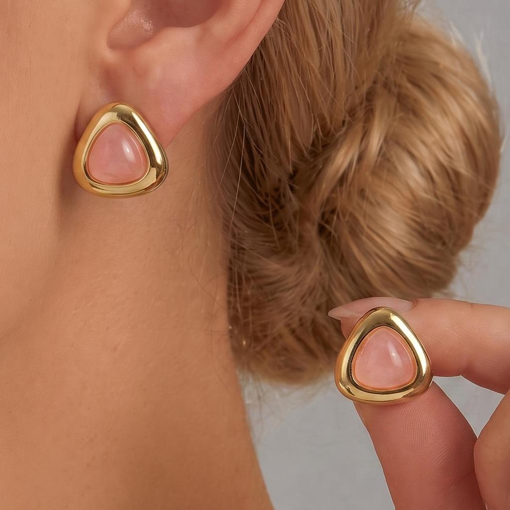 304 Stainless Steel Retro Gradient Triangle Stud Earrings: European & American Style, Unique Personality Design