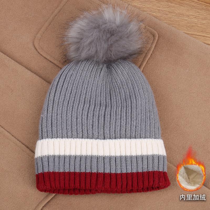 Fashionable Autumn/Winter Pom-Pom Striped Decorative Versatile Knit Hat, Warm And Comfortable, Stylish Casual Wool Beanie