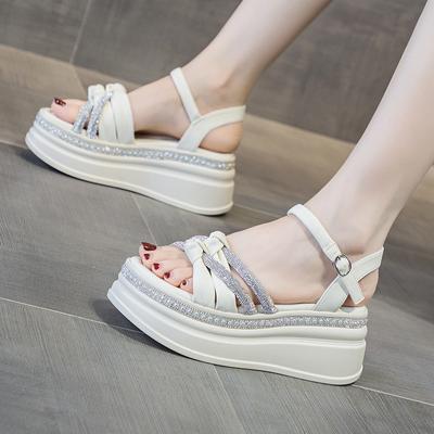 Inner Heightening Rhinestone Sandals 2025 Summer New Popping Board Internet Celebrity Muffin Platform Internet Celebrity Roman Women Sandals