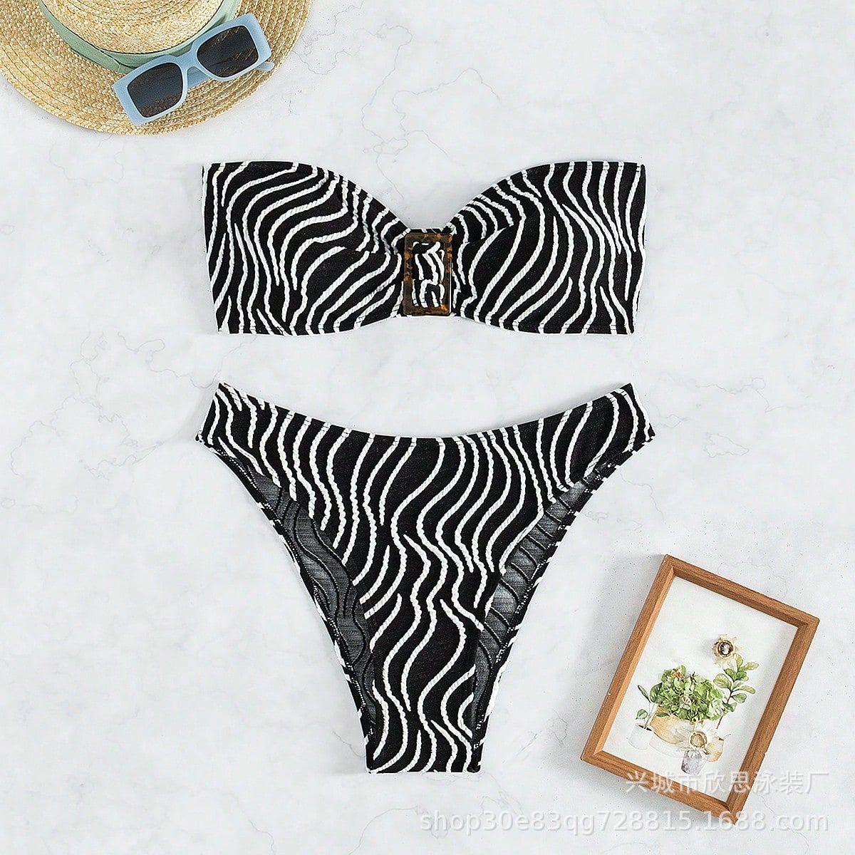 One-piece black and white striped women s bikini swimsuit European and American sexy bikini swimsuit S