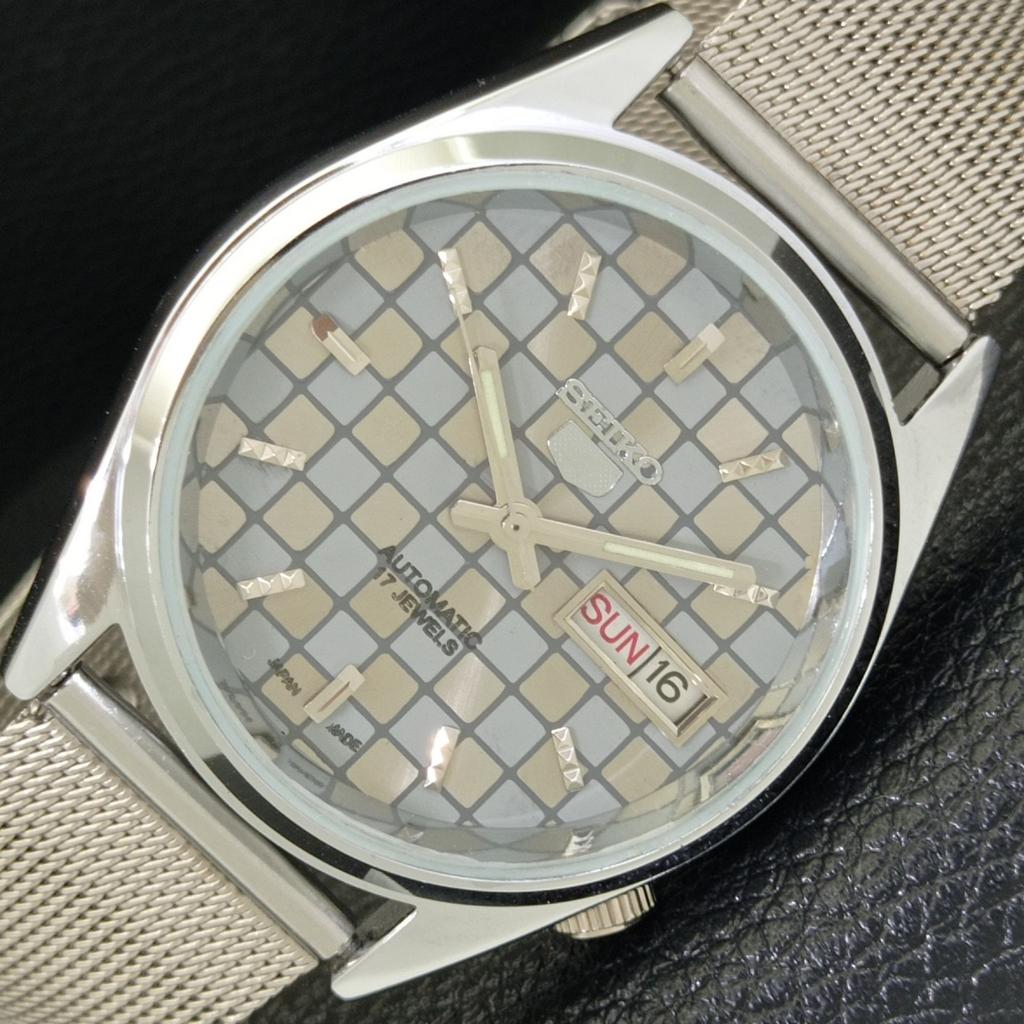VINTAGE SEIKO 5 AUTOMATIC REFURBISHED JAPAN MENS GREY COLOR DIAL WATCH a440407-4 Sk-a440407