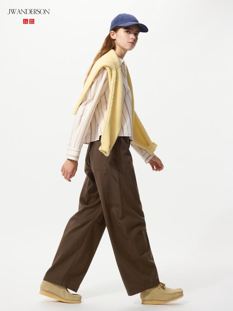 Uniqlo Curve Pants Model