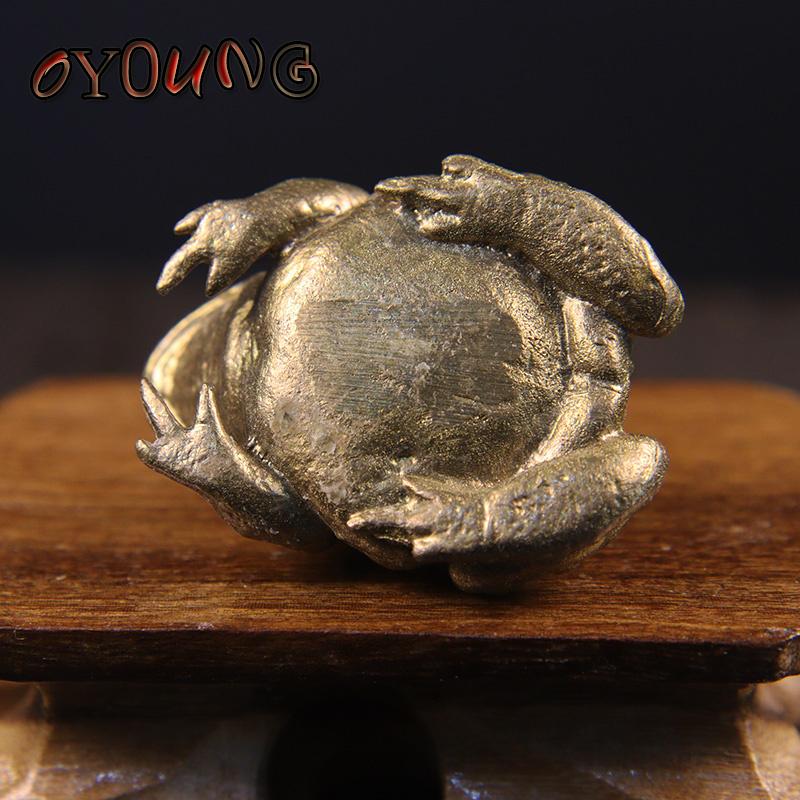 Brass Golden Toad Lucky Tea Pet Vintage Simulation Animal Figurines Miniatures Home Office Desk Ornament Car Decoration Crafts