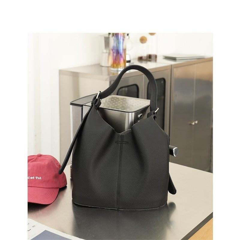 IELGY Korean version of casual retro bucket bag, fashionable lychee pattern child and mother bag, soft leather shoulder messenger women's bag