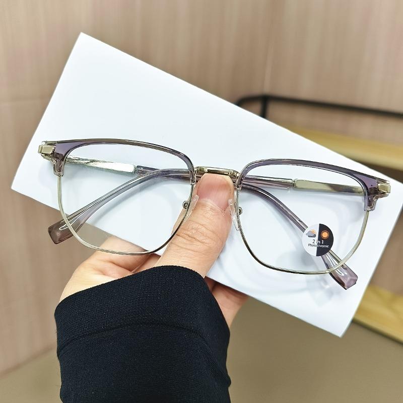 Retro Y2K Square Pochromic Eyeglasses Copper Alloy Frame Business Fashion Glasses for Men and Women