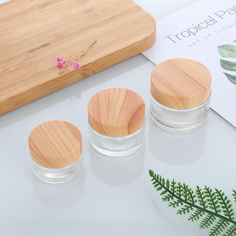 Transparent Glass Cream Jar with Wood Grain Lid for Cosmetics