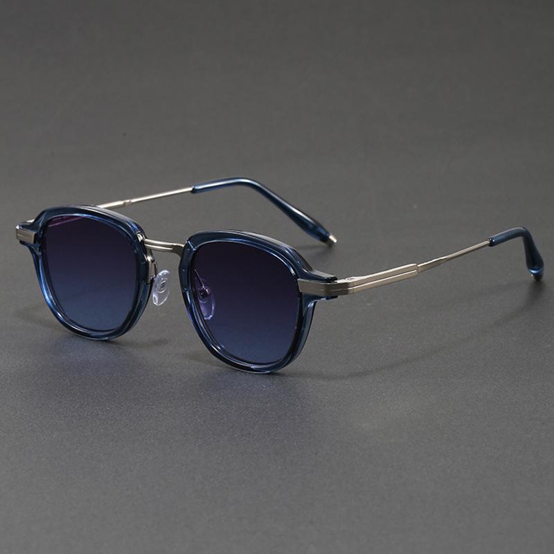 Vintage Round Sunglasses for Women Men Fashionable Glasses Retro Geometric Round Frame Simple Design UV400 Protection Men Women