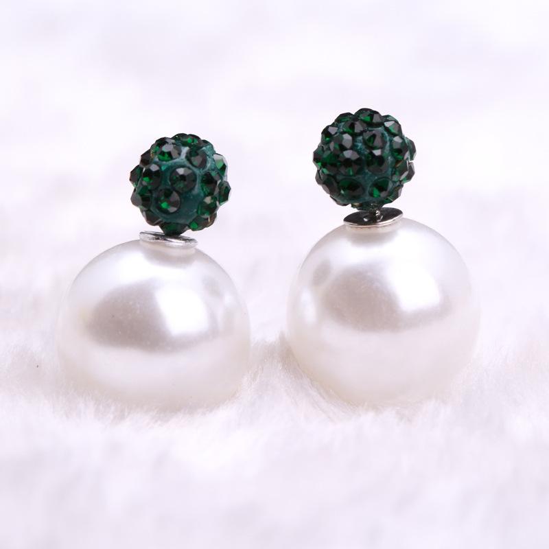 Korean version of fashionable women's earrings with diamonds and soft pottery size pearl studs, trendy temperament versatile earrings jewelry