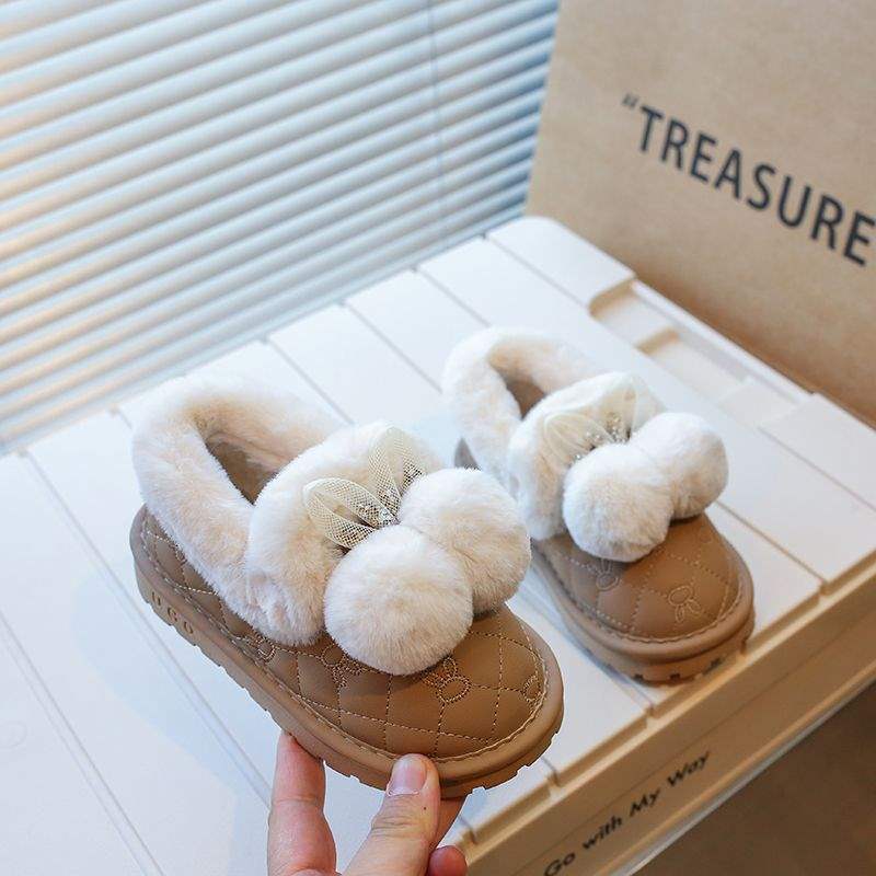 Girls Hairball Snow Boots 2025 Winter New Fluffy Plush Thickened Warm Non-slip Cotton Shoes Student Two Cotton Shoes