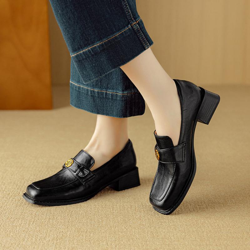 

Новые облегающие женские туфли-лодочки, повседневные черные туфли на низком каблуке, женские туфли с низким верхом, квадратным носком и на одной педали, кожаные туфли на четыре сезона 39 чёрный