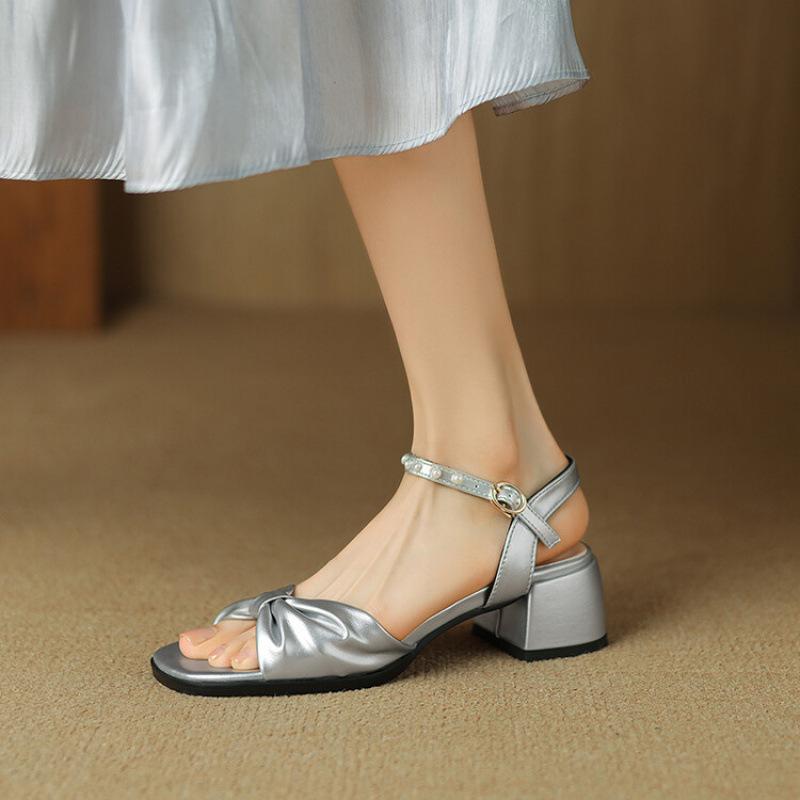 

New summer wide strip sandals square head buckle women s high heels rubber soft sole women s large size shoes casual solid color 39 серебряный