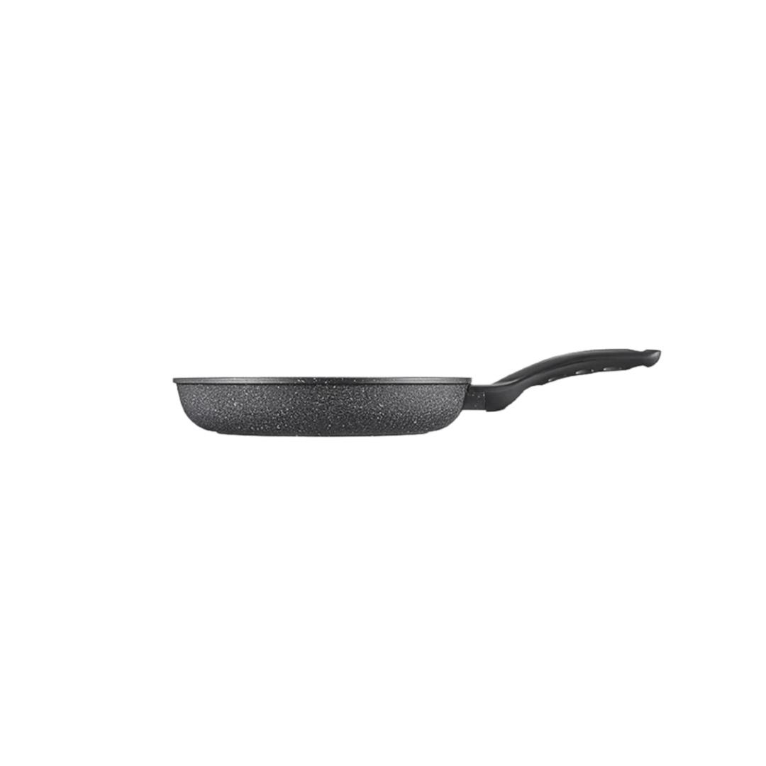 

COOKER KING Non-Stick Frying Pan Coating for Steak And Eggs, 24cm, Compatible with Induction Cooker чорний