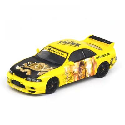 INNO64 X TOYEAST Nissan Skyline Bruce Lee Mini Car 1/64 GT-R "Bruce Lee" (R33)