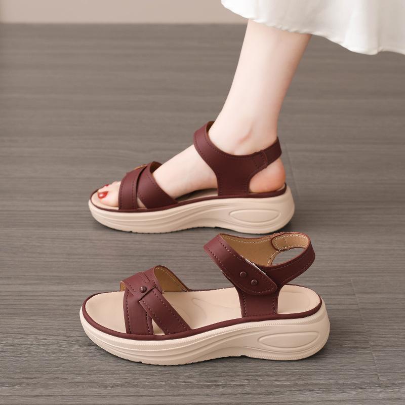 Casual Versatile Sports Sandals, New Style, Heightening Beach Women's Shoes