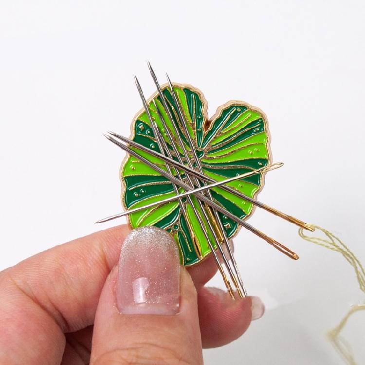 Magnetic Needle Keeper Needle Holders Needle Nanny Sewing Needle and Pin Holders for Stitching Embroidery