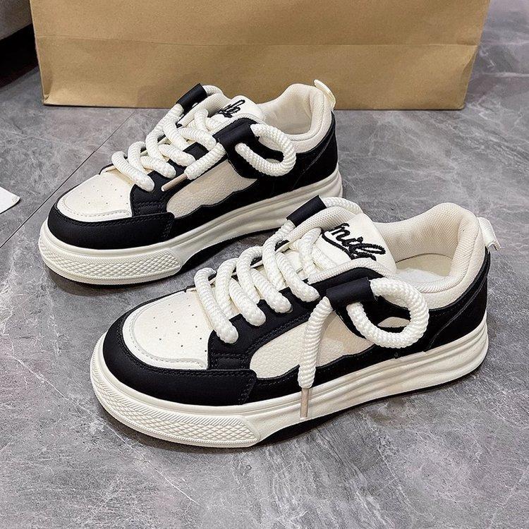 

Женские белые туфли. Новые весенние женские туфли на толстой подошве. Кожаные туфли с круглым носком. Женские модные повседневные спортивные туфли для скейтбординга. 39