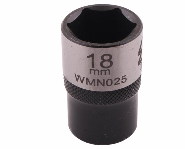 Hex Socket 1/2". 18 Mm. Crv50Bv30. Din 3124. Waryński