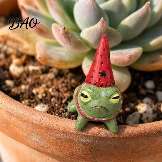 Fairy Garden Accessories Miniature Frog Figurine, Little Statue with A Party Animal Statues Hat, Decorative Resin Ornament for Outdoor Courtyard