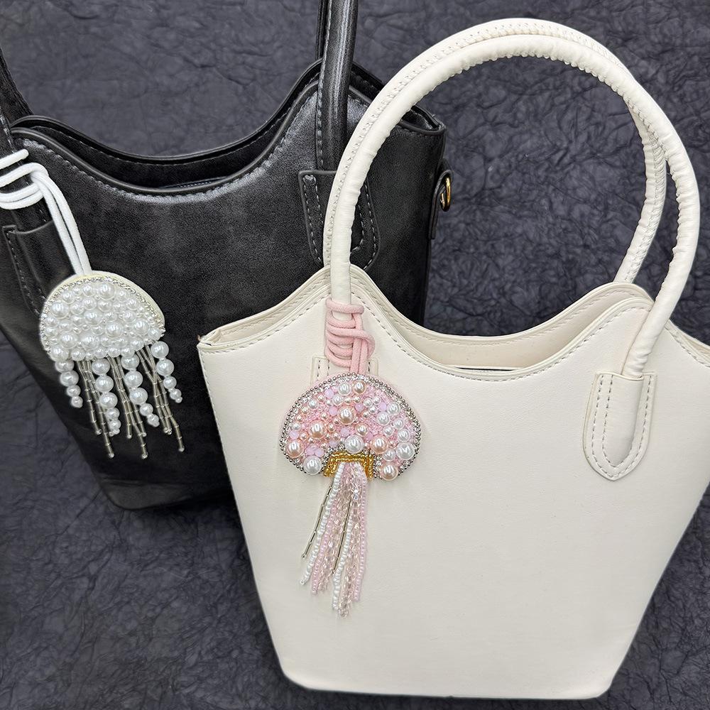 Rhinestone Jellyfish Beads Patches Bag Charm Crystal Tassel Lanyard Sewing Jellyfish Beading Applique Patch Keychain Bag Accesor