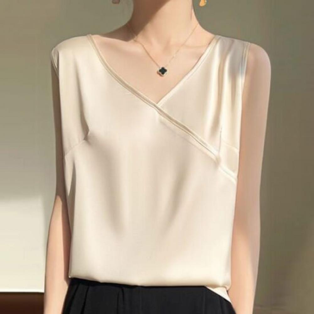 NaVaVa Women S Solid V Neck SleeVeleSS blouSe Nb2812