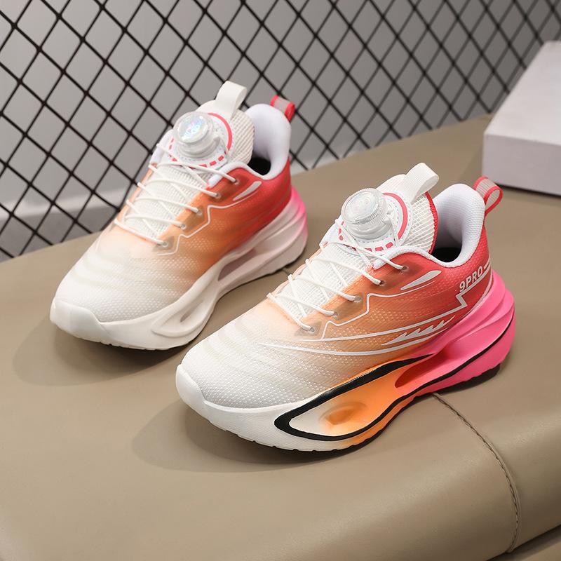 Boys and girls shoes 2025 new children's sports shoes medium and older children's mesh breathable shock absorption non-slip running shoes