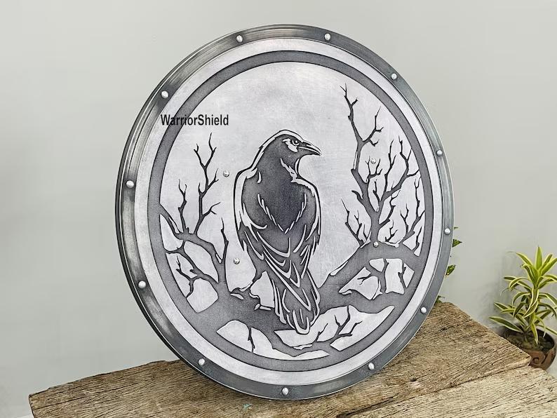 

Handmade Medieval Premium Shield | Raven Battleworn Shield сірий