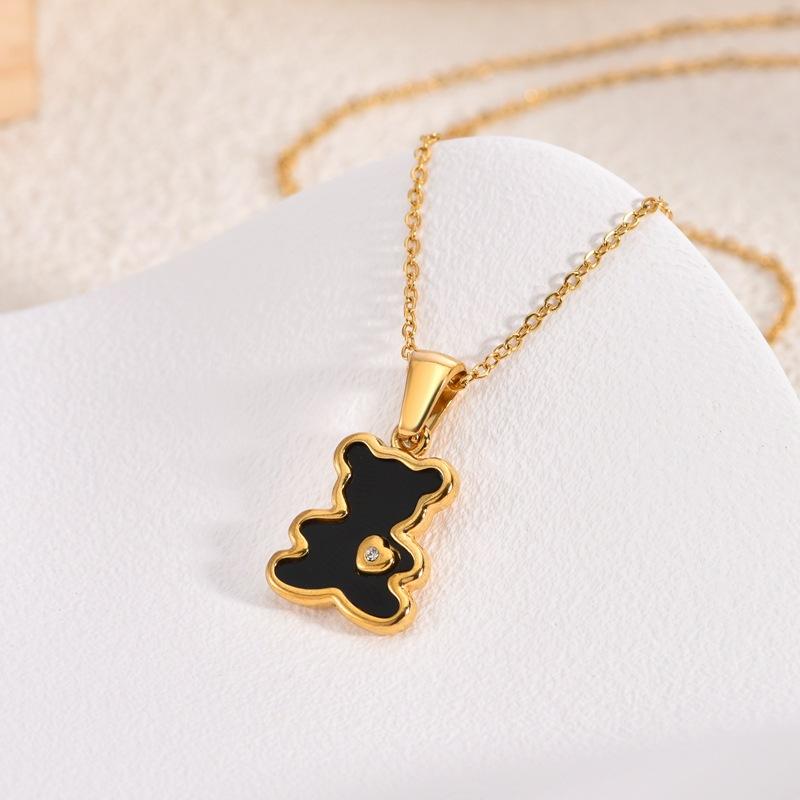 Hot Selling 18K Gold-plated Stainless Steel Inlaid Bear Pendant Necklace, Niche Light Luxury Heart Inlaid Diamond Bear Necklace