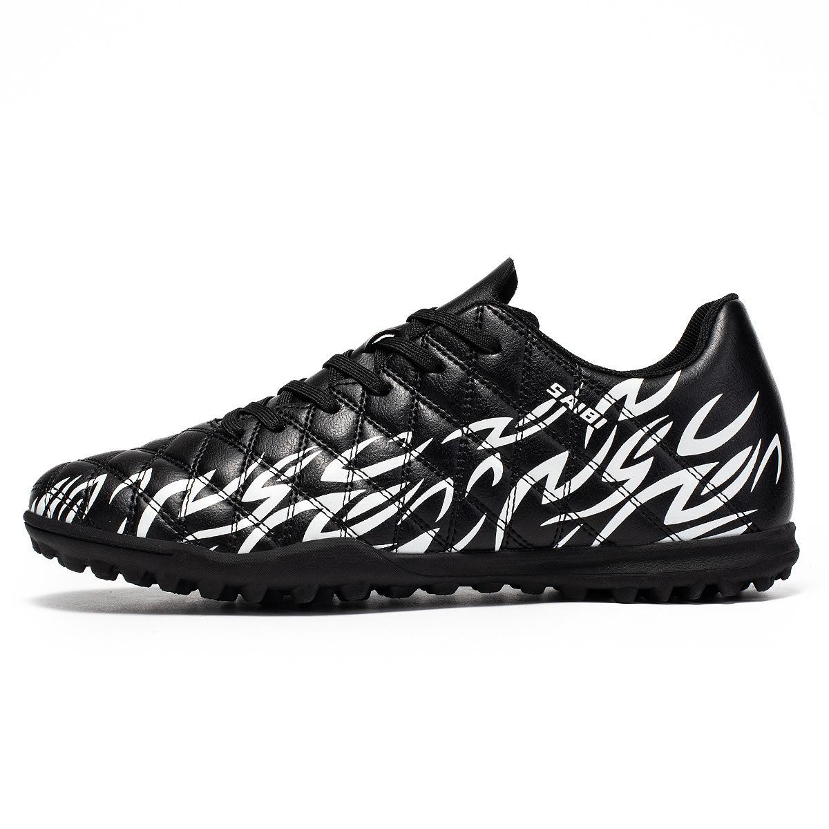 

New low-top football shoes artificial turf AG long nails broken nails training football shoes 45