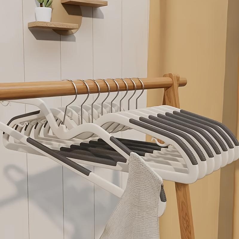 Non-Slip Plastic Hangers - Versatile, Traceless Design for Clothes, Bras & More - Ideal for Home Storage & Retail Display