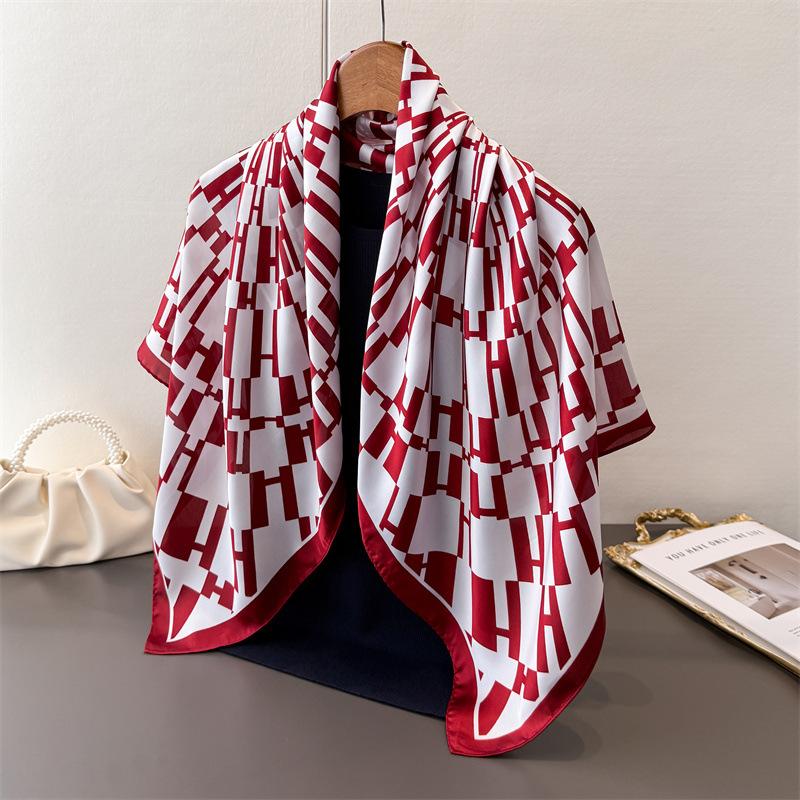 

Artistic Burst Imitation Silk High-End Printing Large Square Scarf Silk Scarf Shawl Headscarf Neck Protection Scarf Decorative Scarf 90*90cm