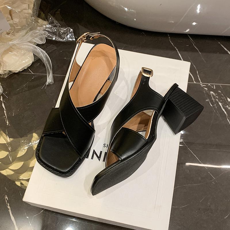 Fashion Platform High Heels Sandals for Women In Summer New Square Open Toe Luxury Women's Shoes Fashionable Thick Heels Sandals Slipper