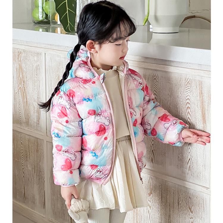 Mode Mädchen warme baumwollgepolsterte Kleidung koreanischer Stil Winter Baby Mädchen verdickte kurze baumwollgepolsterte Jacke Kinder Herbst niedliche Mäntel mit Blumendruck