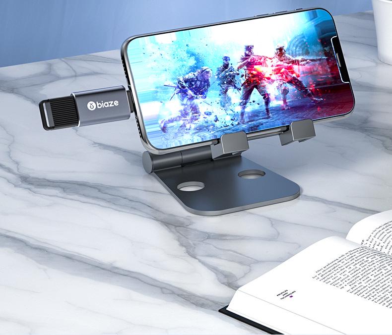 Adaptor Biaz Lightning la USB OTG pentru Dispozitive Apple