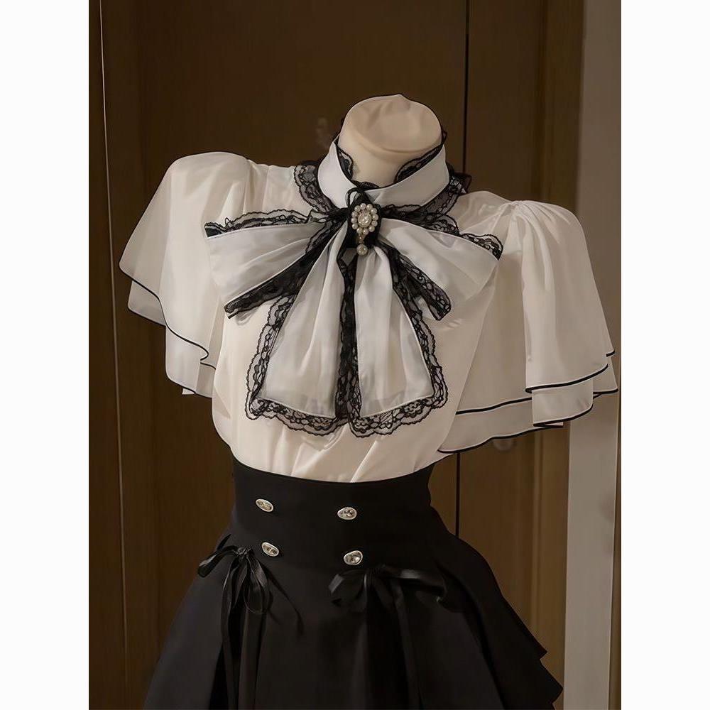Completo due pezzi: Top in chiffon giapponese con maniche a tromba e gonna estiva attillata