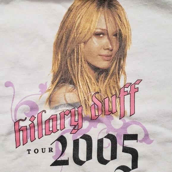 

Hilary Duff Tour 2005 White Cotton Short Sleeve T Shirt Full Size S-5XL Unisex T-Shirt M