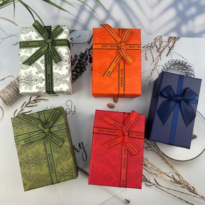 Retro Mid-Autumn Floral Gift Box: Exquisite Solid Color Small Souvenir Packaging Box