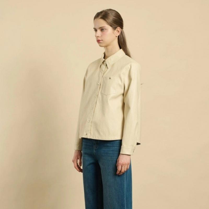 BCBG Out Pocket Blouse B6s2b435