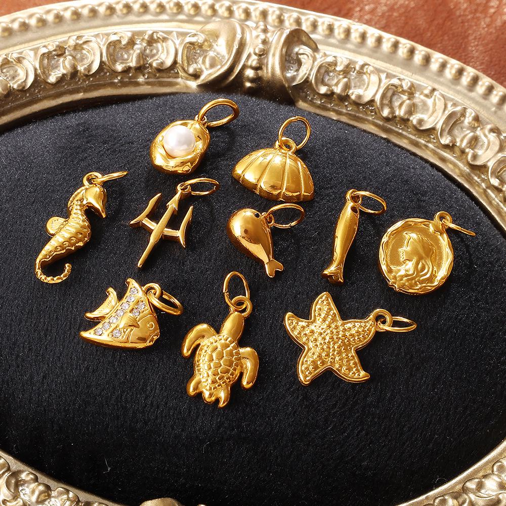 2025 Goldene Schnecke Meeres-Serie: Vielseitige Mode-Halsketten-, Armband- und Anhänger-Kollektion für Damen