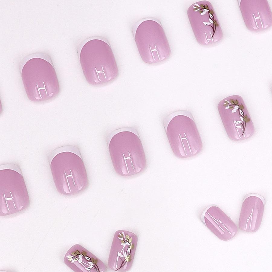 24 Stück Minimalistischer Stil Weiß Französisch Kleine frische Blumen Gemalte Blätter Kleine Blumen Nägel tragen Aufkleber für künstliche Nägel