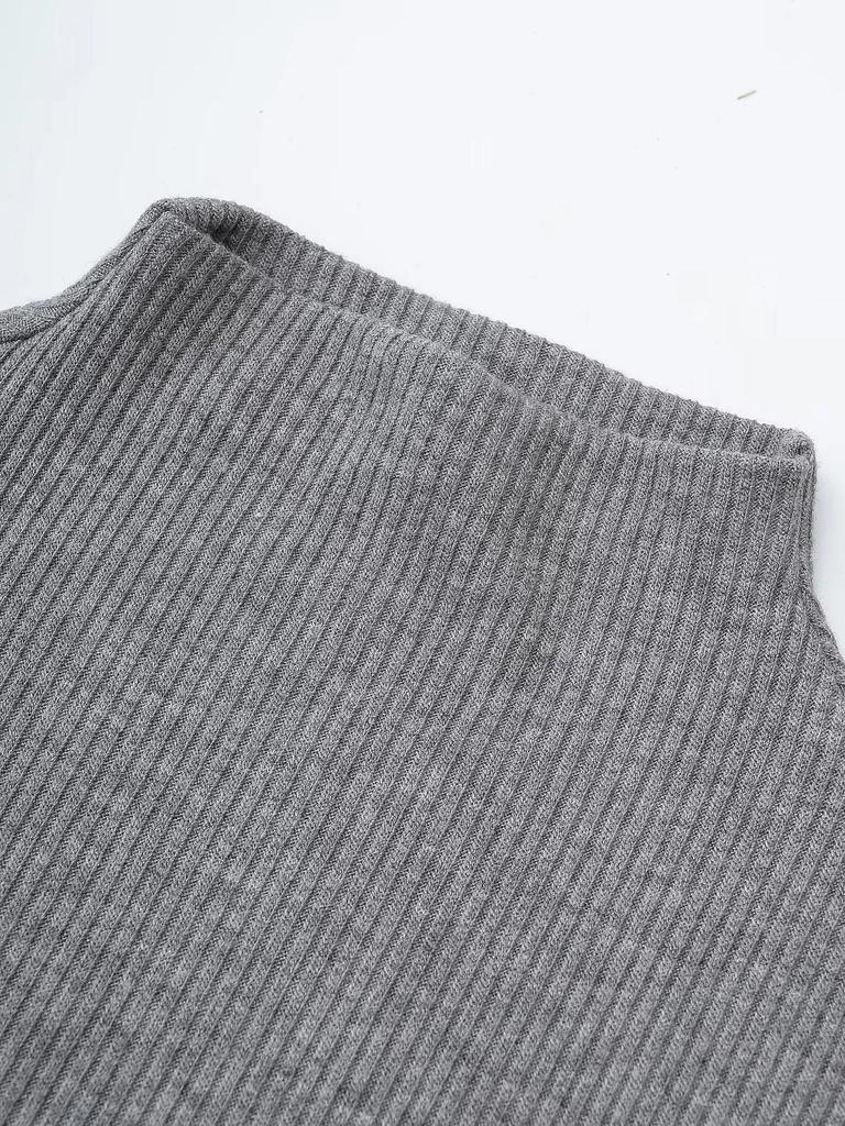 Elegantní pletené šaty s vysokým límcem - Podzim/Zima, Slim fit, Jednobarevné, Sukně ve tvaru deštníku s vysokým pasem.