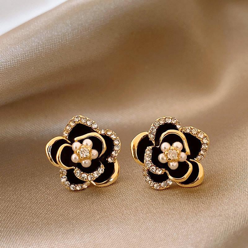 Dripping Zircon Pearl Flower Earrings for Women Trendy Stud Earrings Personality Commuter Inlaid Rhinestone Zircon Women